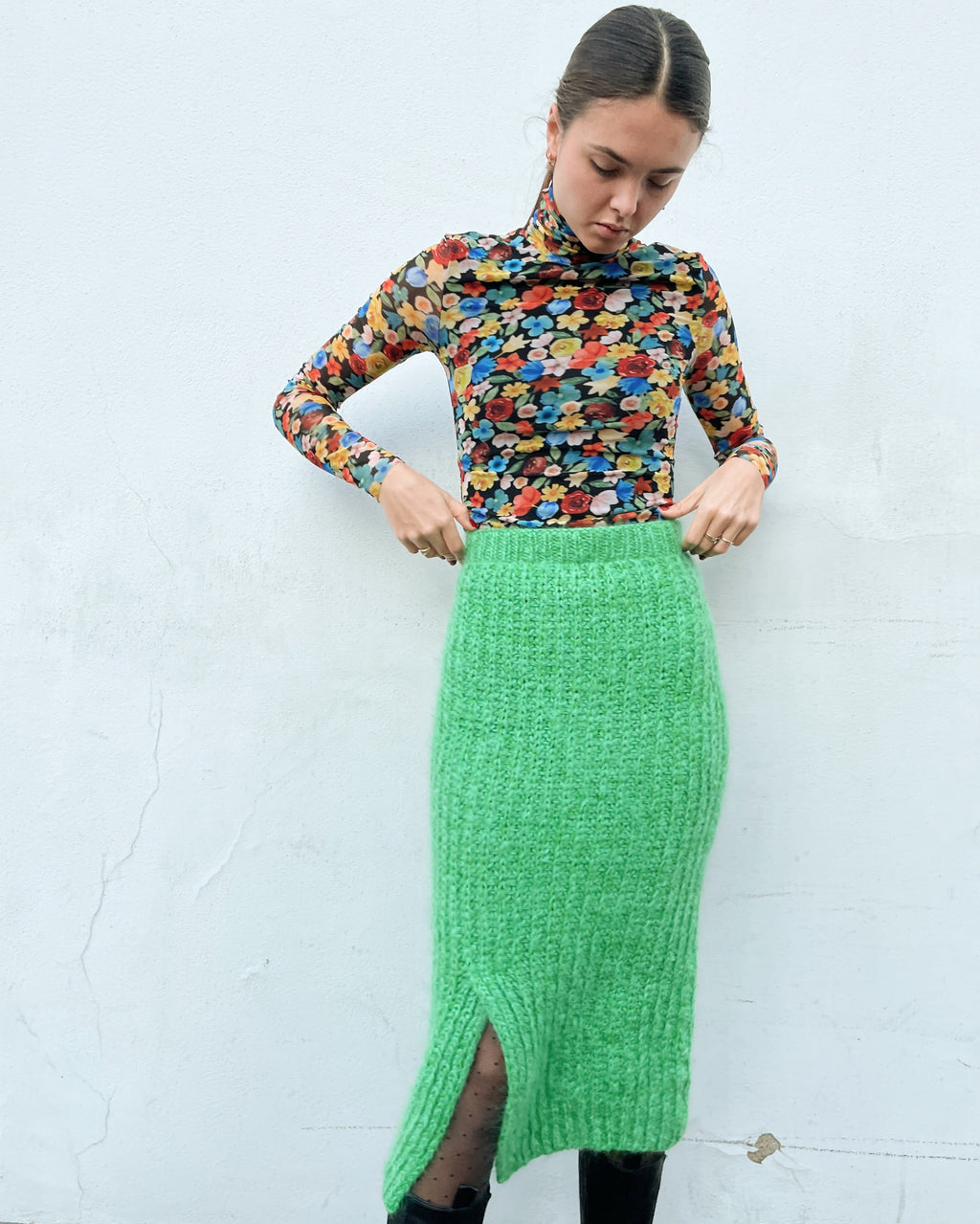 JUST PEACHY SKIRT